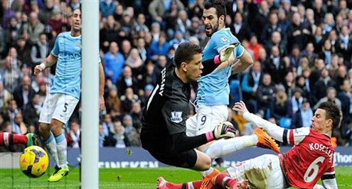 نيجريدو: أعيش أفضل لحظاتي الكروية في مانشستر سيتي